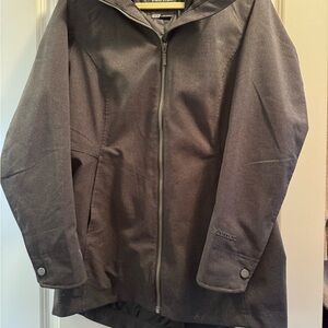 Marmot Women's Gray Raincoat